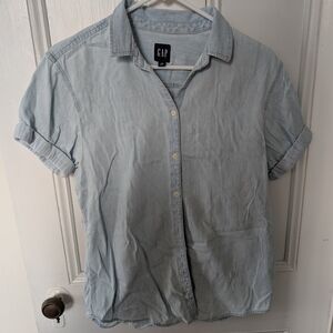 GAP Women's Casual Light Blue Button Down Shirt
